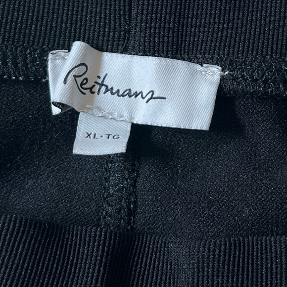 𝅺REITMAN’S Lady’s XL Black Dress Pants, Slip On With Elastic Waist - Picture 2 of 2